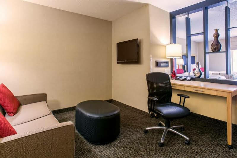 Springhill Suites By Marriott Indianapolis Airport/Plainfield Exterior photo